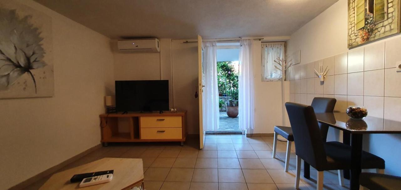 Apartman Suzana Sindija Bibinje Exterior foto